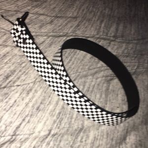 checkered belt